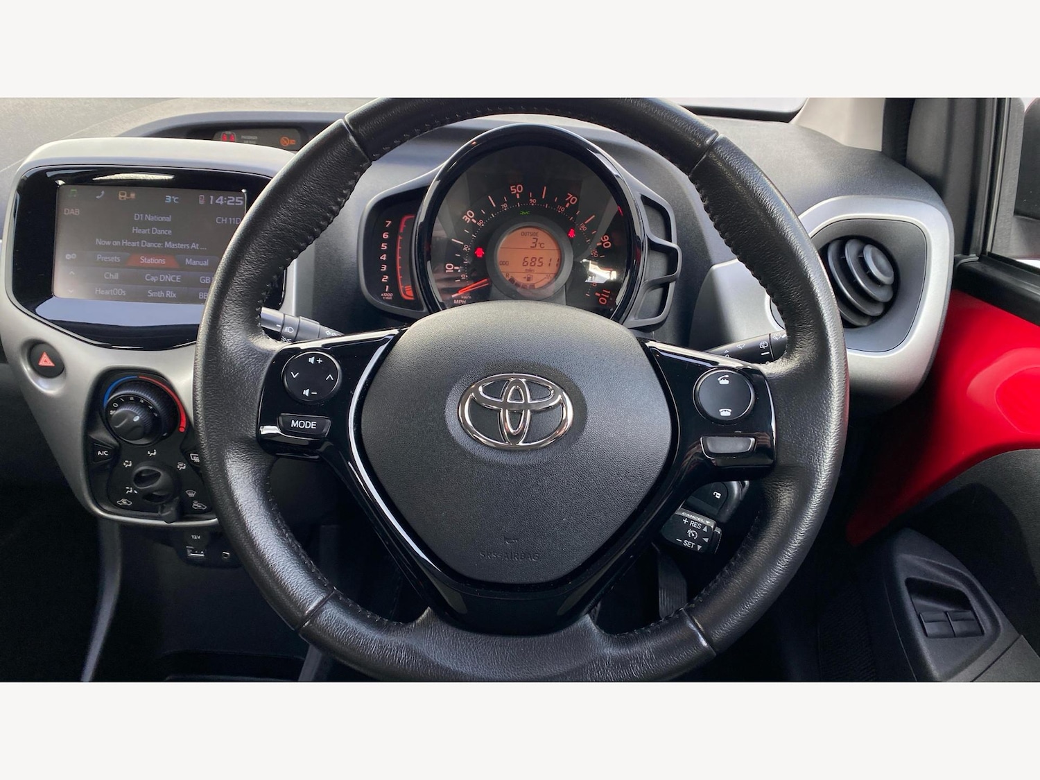 Used Toyota AYGO 2016 for sale - 77131294: Photo 10