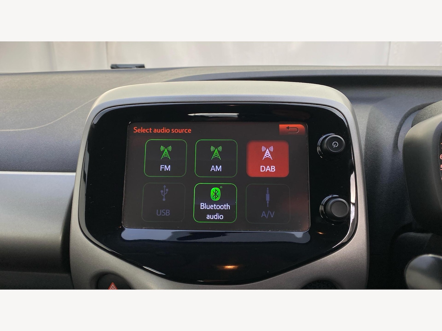 Used Toyota AYGO 2016 for sale - 77131294: Photo 27