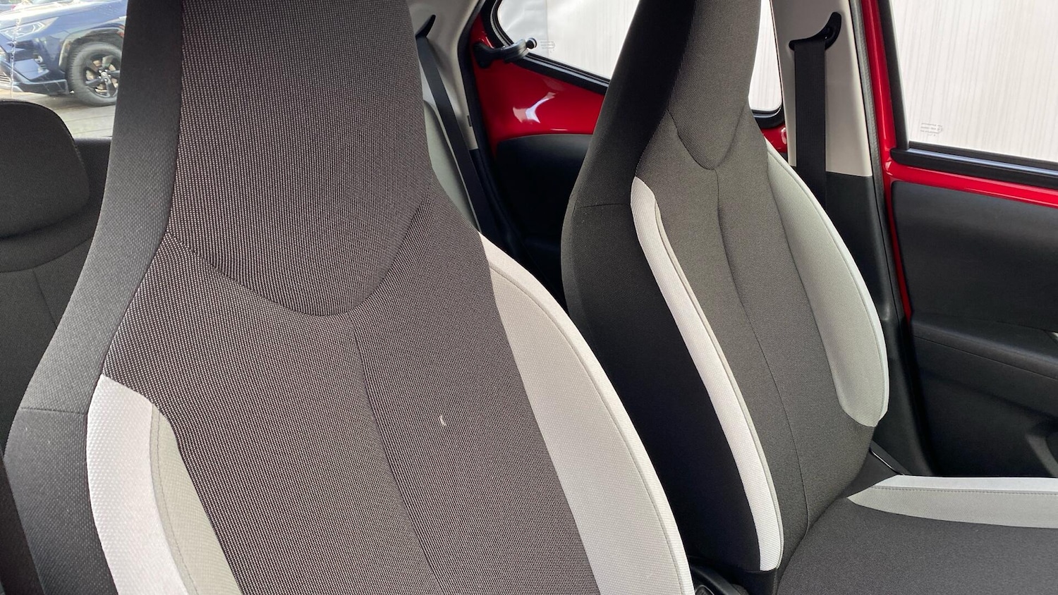 Used Toyota AYGO 2016 for sale - 77131294: Photo 33