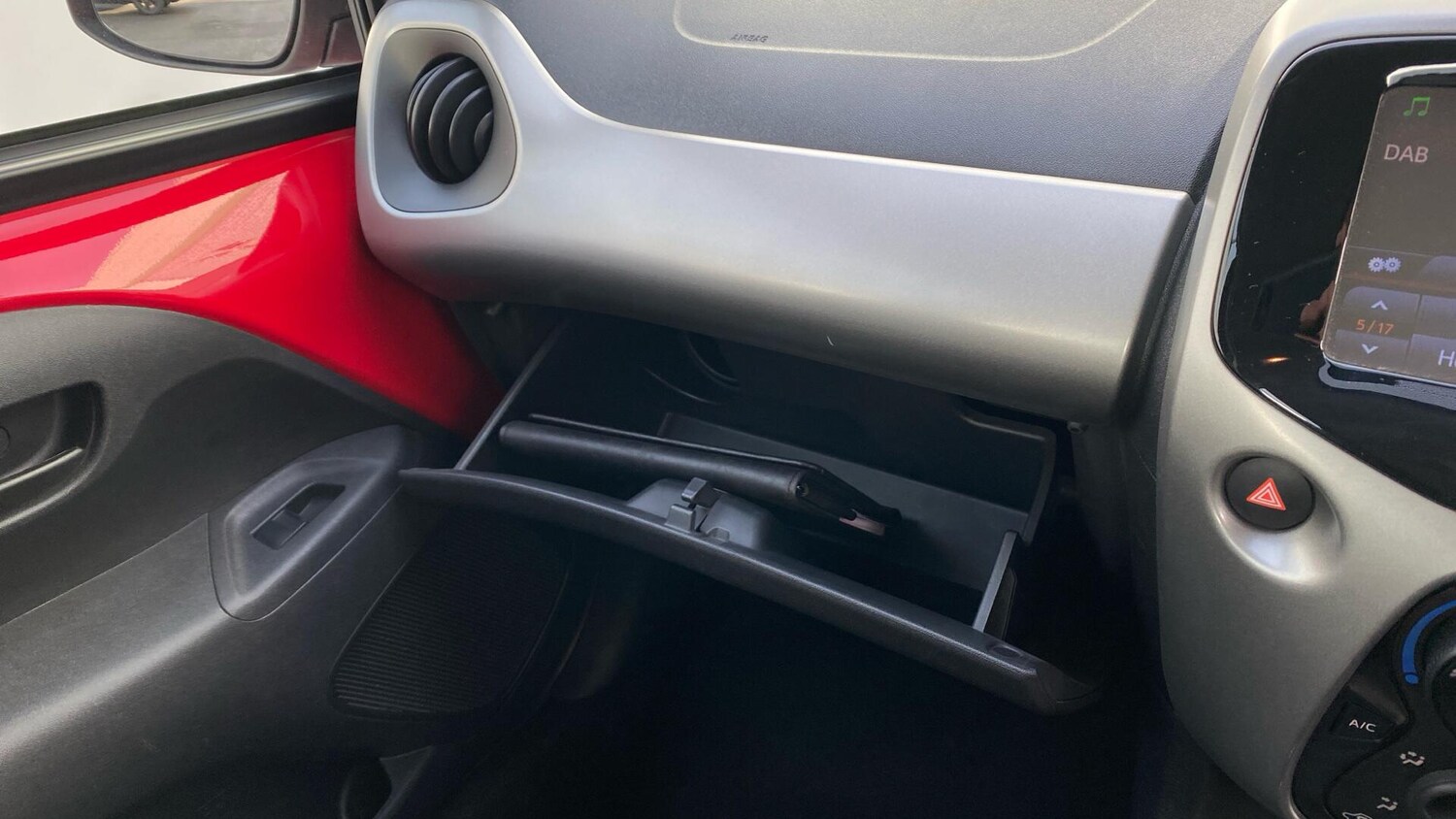 Used Toyota AYGO 2016 for sale - 77131294: Photo 41