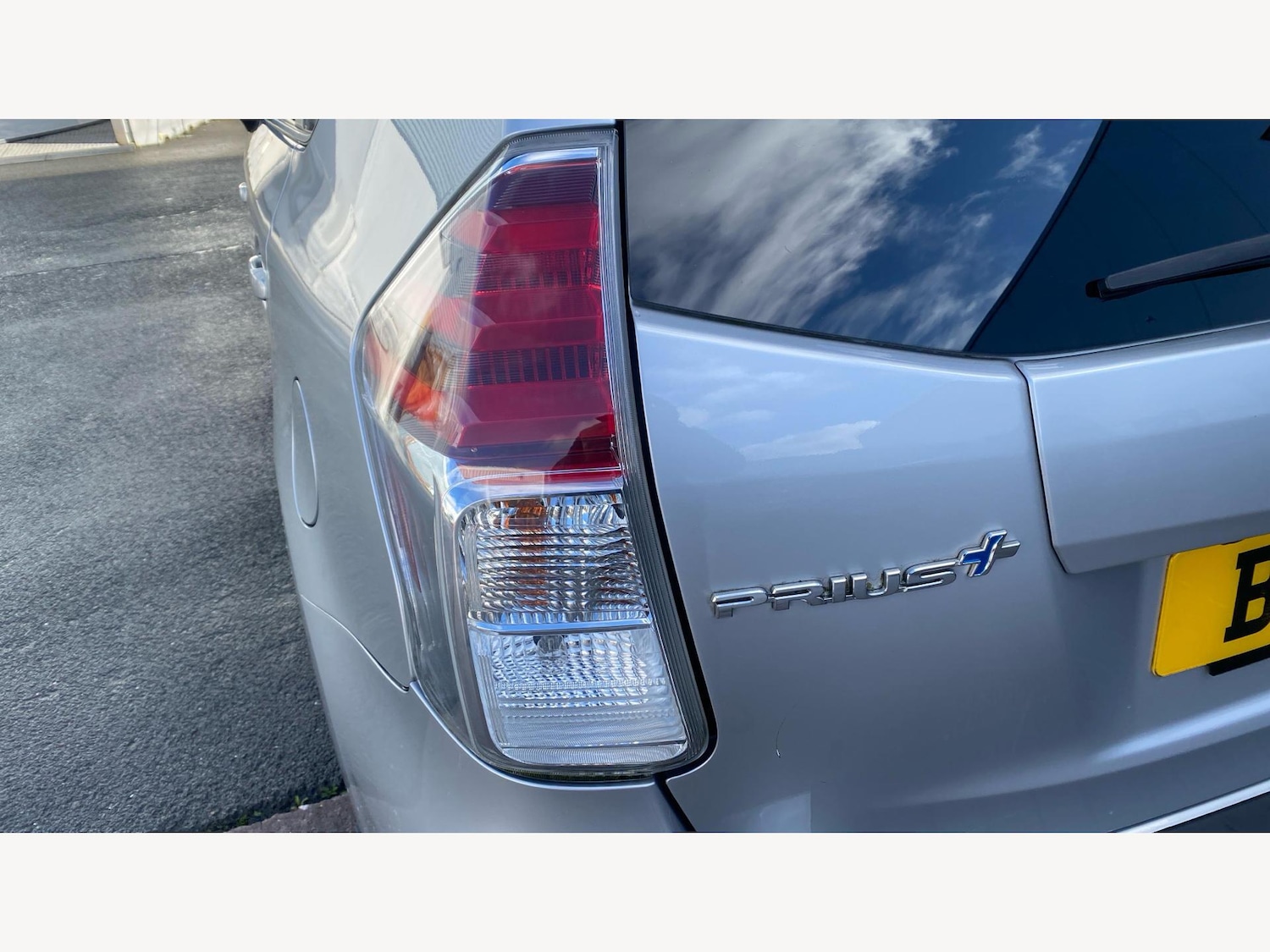 Used Toyota Prius+ 2019 for sale - 77575190: Photo 23