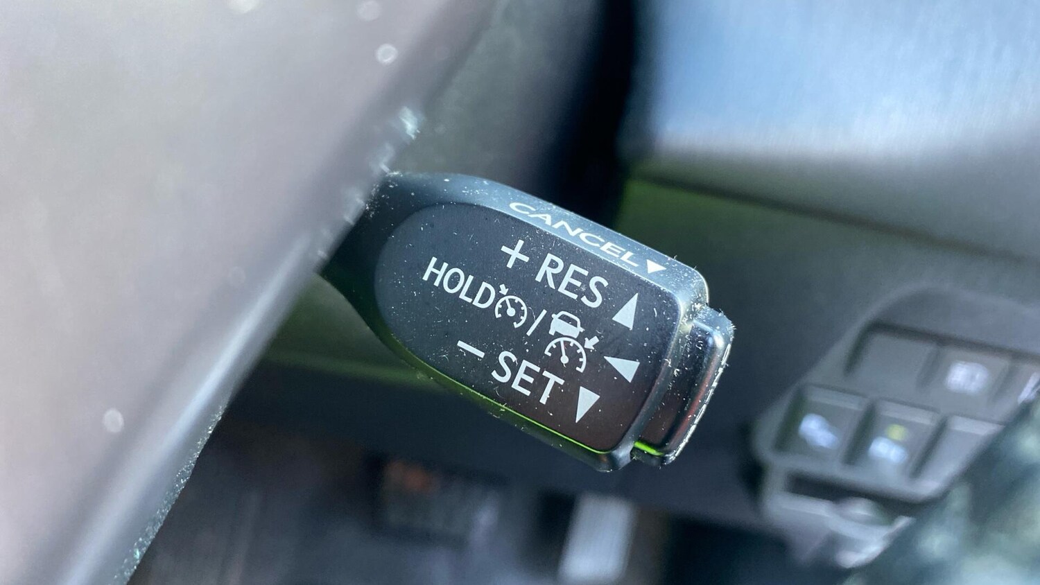 Used Toyota Prius+ 2019 for sale - 77575190: Photo 32