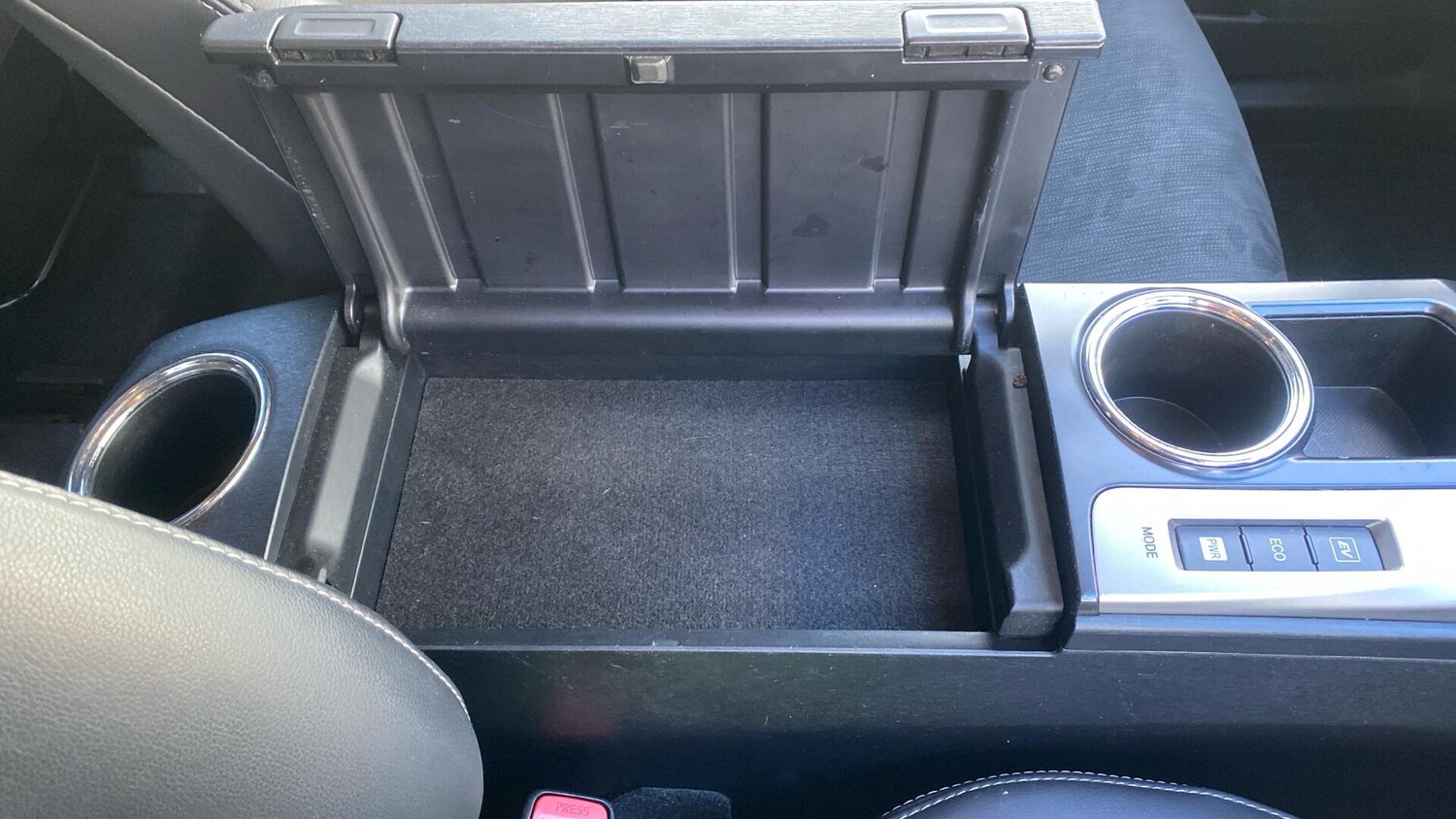 Used Toyota Prius+ 2019 for sale - 77575190: Photo 43