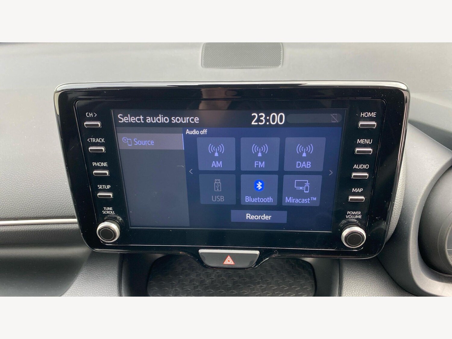 Used Toyota Yaris 2024 for sale - 77671433: Photo 28