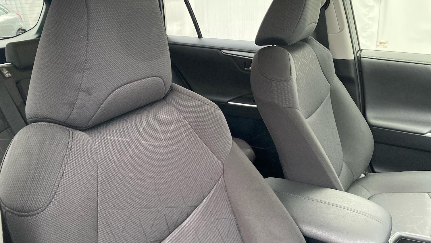 Used Toyota RAV4 2022 for sale - 76765469: Photo 35