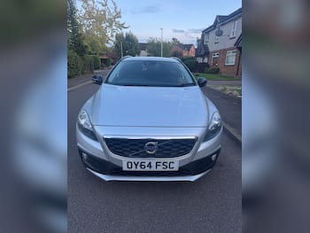 Used Volvo V40 2014 for sale - 79697350: Photo
