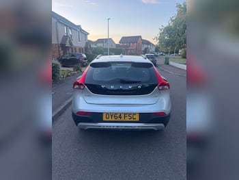 Used Volvo V40 2014 for sale - 79697350: Photo
