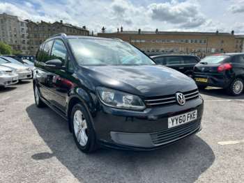Used Volkswagen Touran 2010 for sale - 74967477: Photo