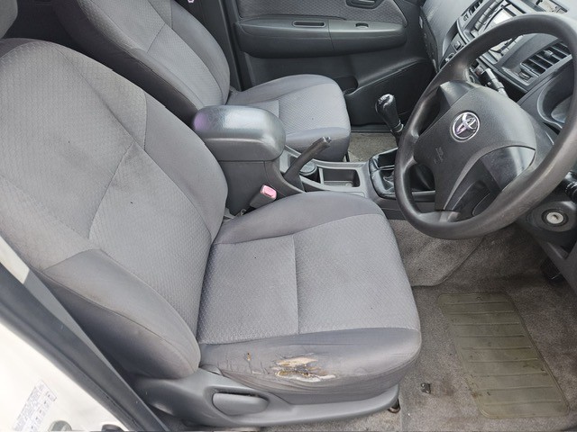 Used Toyota Hilux 2012 for sale - 77981791: Photo 10
