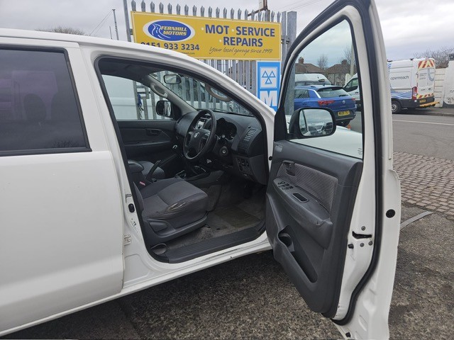 Used Toyota Hilux 2012 for sale - 77981791: Photo 9