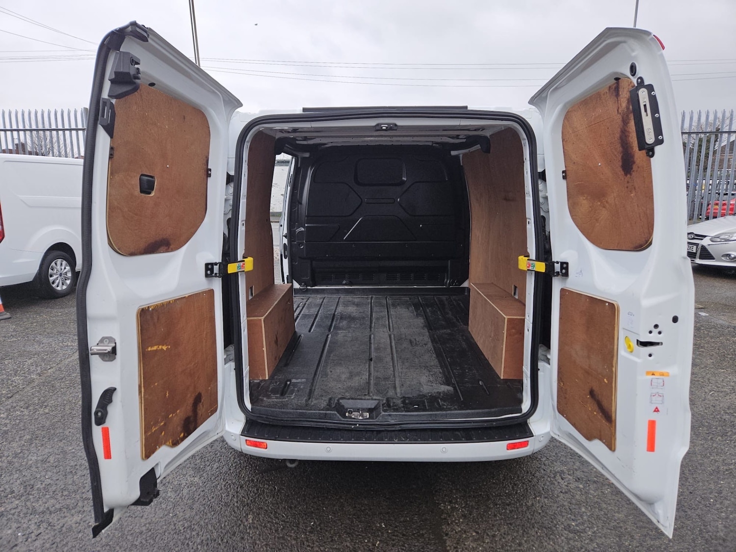 Used Ford Transit Connect 2017 for sale - 77616457: Photo 11