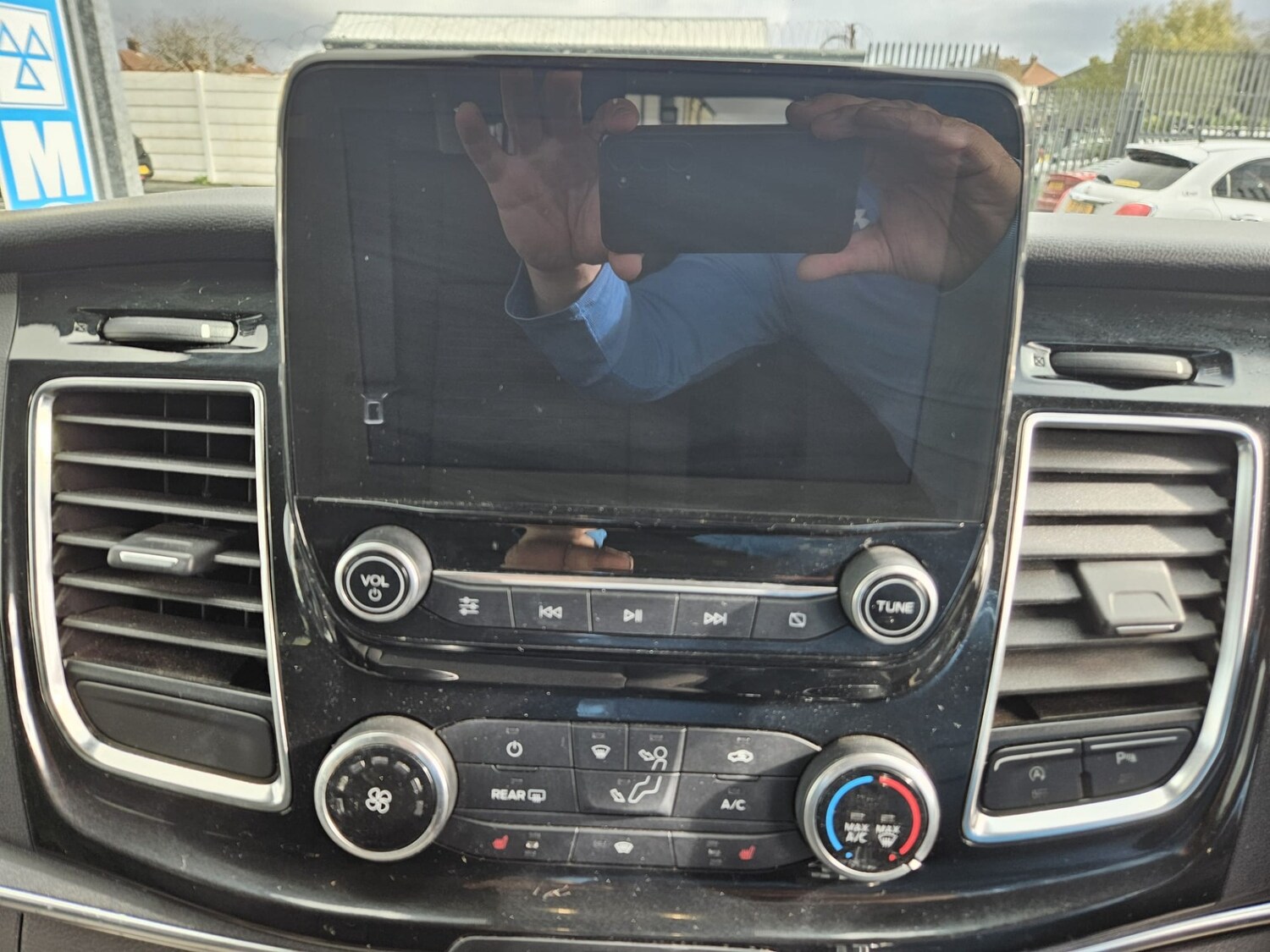 Used Ford Tourneo Custom 2019 for sale - 76366200: Photo 12