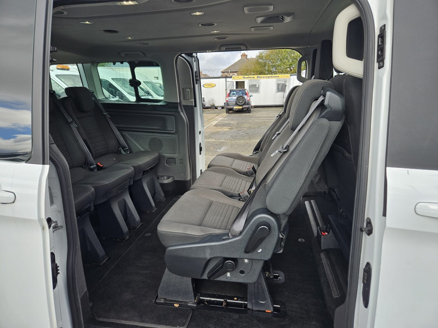 Used Ford Tourneo Custom 2019 for sale - 76366200: Photo 15