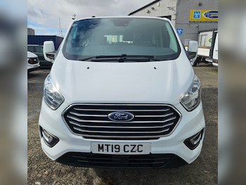 Used Ford Tourneo Custom 2019 for sale - 76366200: Photo
