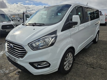 Used Ford Tourneo Custom 2019 for sale - 76366200: Photo