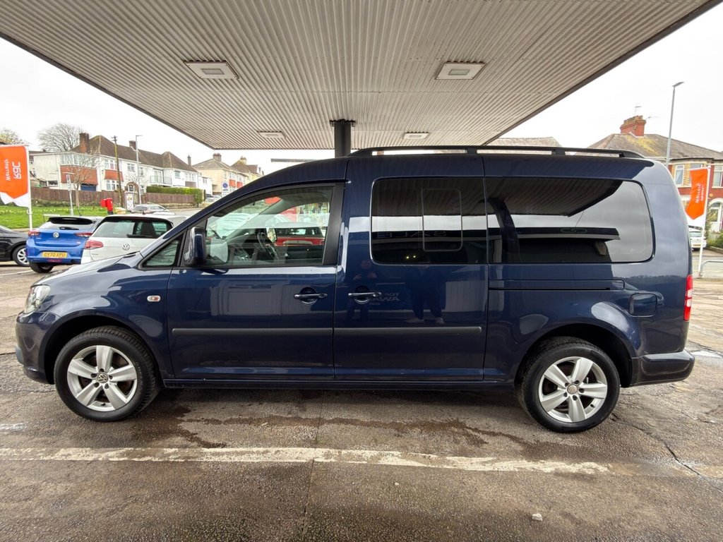 Used Volkswagen Caddy Maxi Life 2015 for sale - 77780785: Photo 9