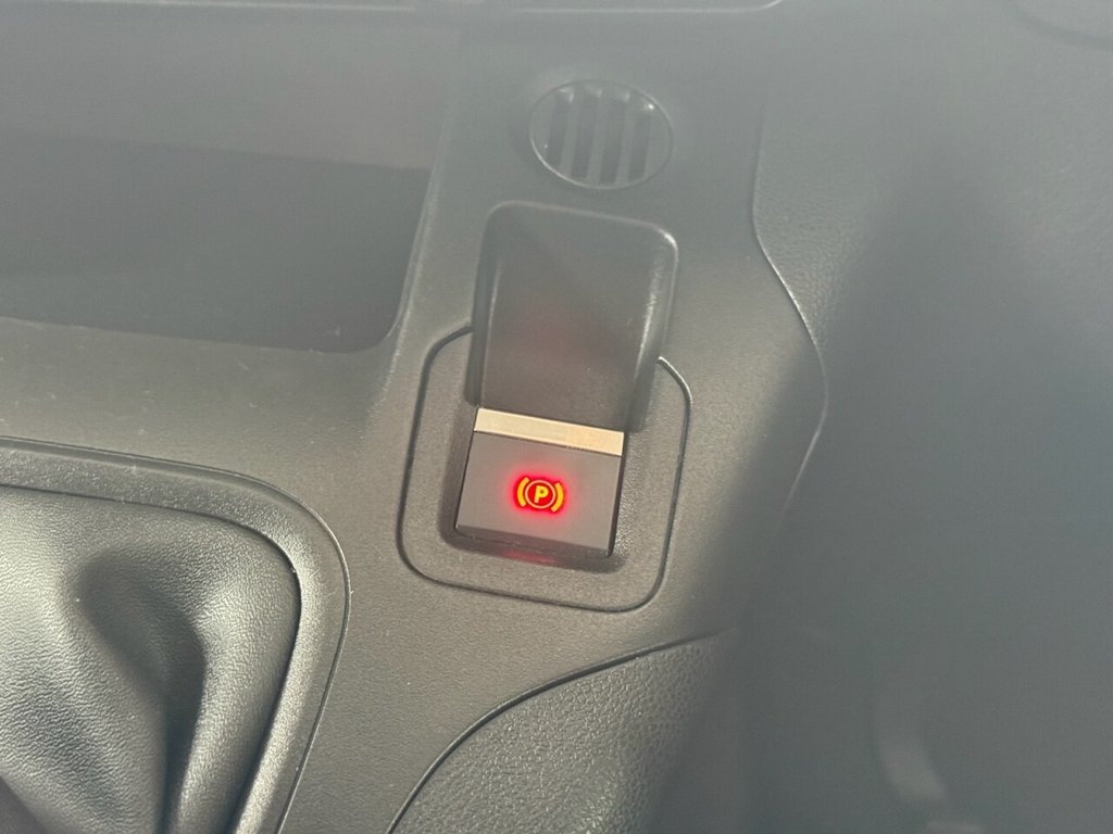 Used Citroen Berlingo 2020 for sale - 77464105: Photo 24