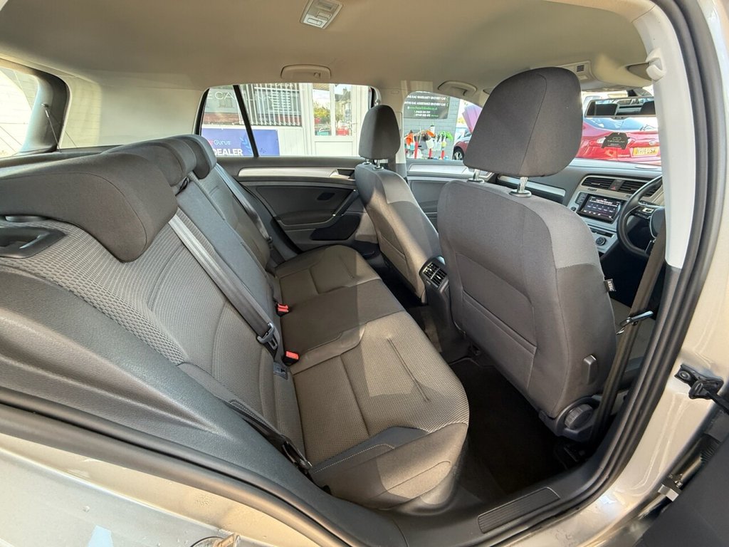 Used Volkswagen Golf 2015 for sale - 76323152: Photo 12