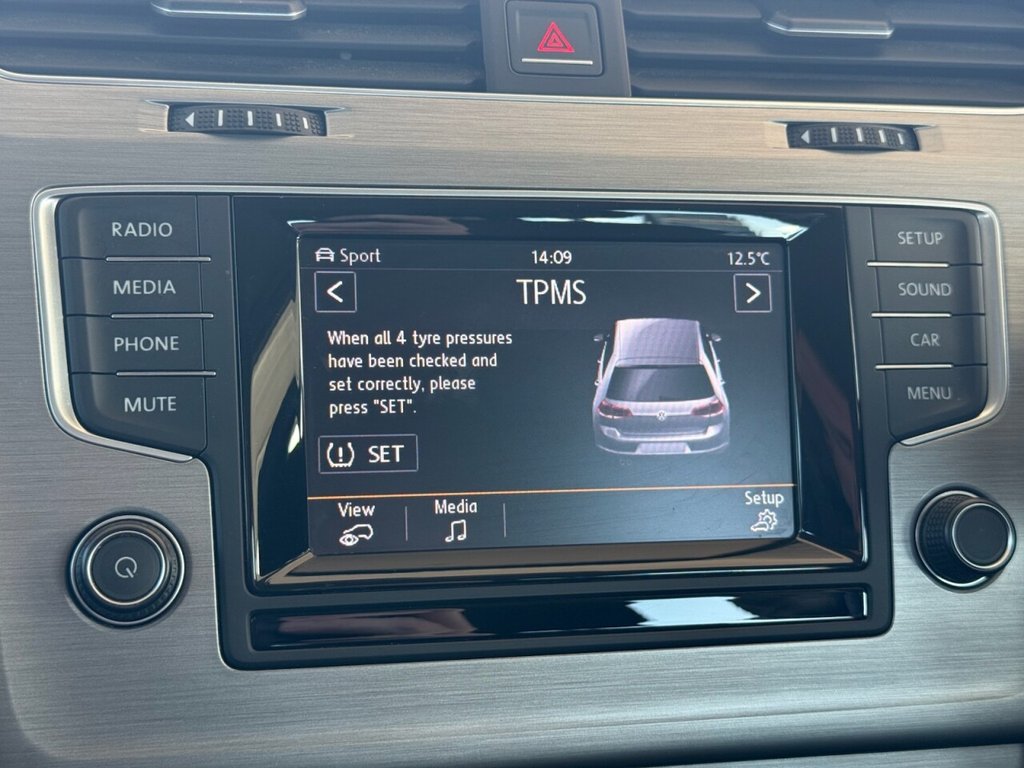 Used Volkswagen Golf 2015 for sale - 76323152: Photo 22