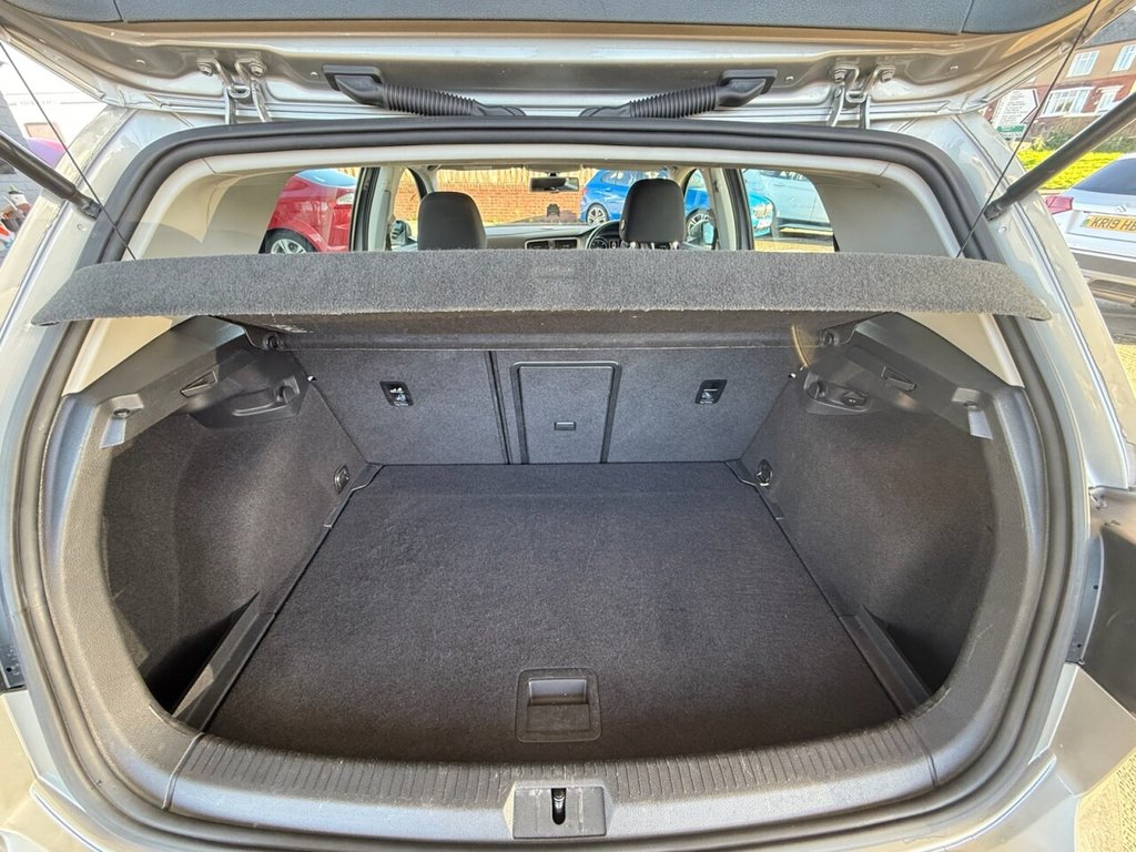 Used Volkswagen Golf 2015 for sale - 76323152: Photo 25