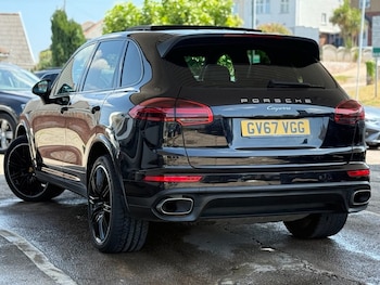 Used Porsche Cayenne 2018 for sale - 75347338: Photo