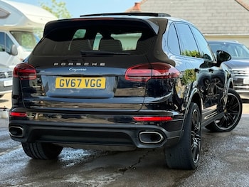 Used Porsche Cayenne 2018 for sale - 75347338: Photo