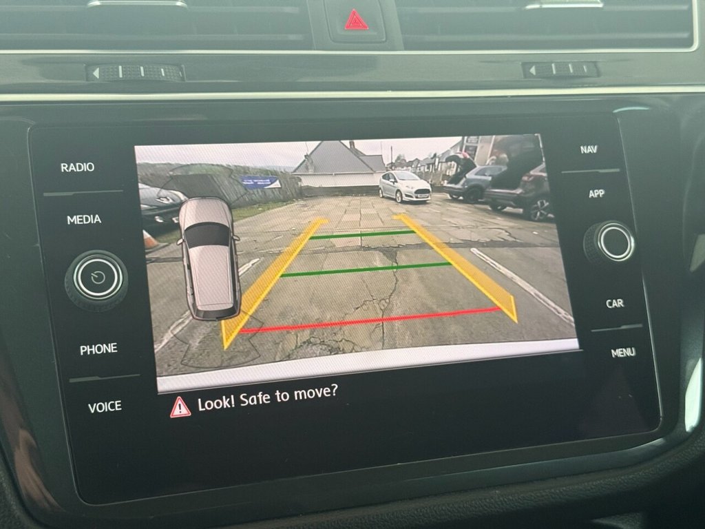 Used Volkswagen Tiguan 2019 for sale - 77680289: Photo 22