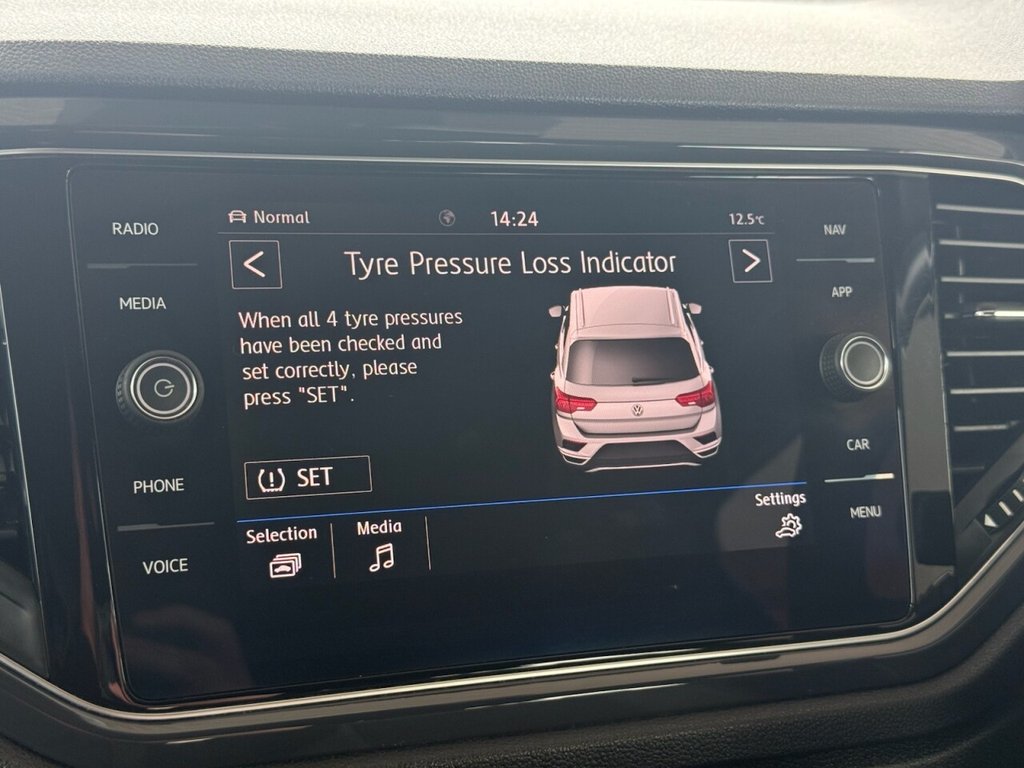 Used Volkswagen T-Roc 2019 for sale - 76323731: Photo 18