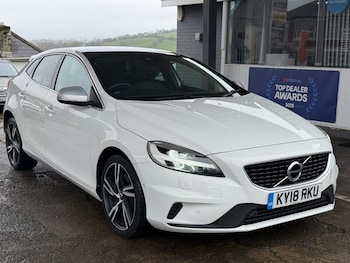 Used Volvo V40 2018 for sale - 78268154: Photo