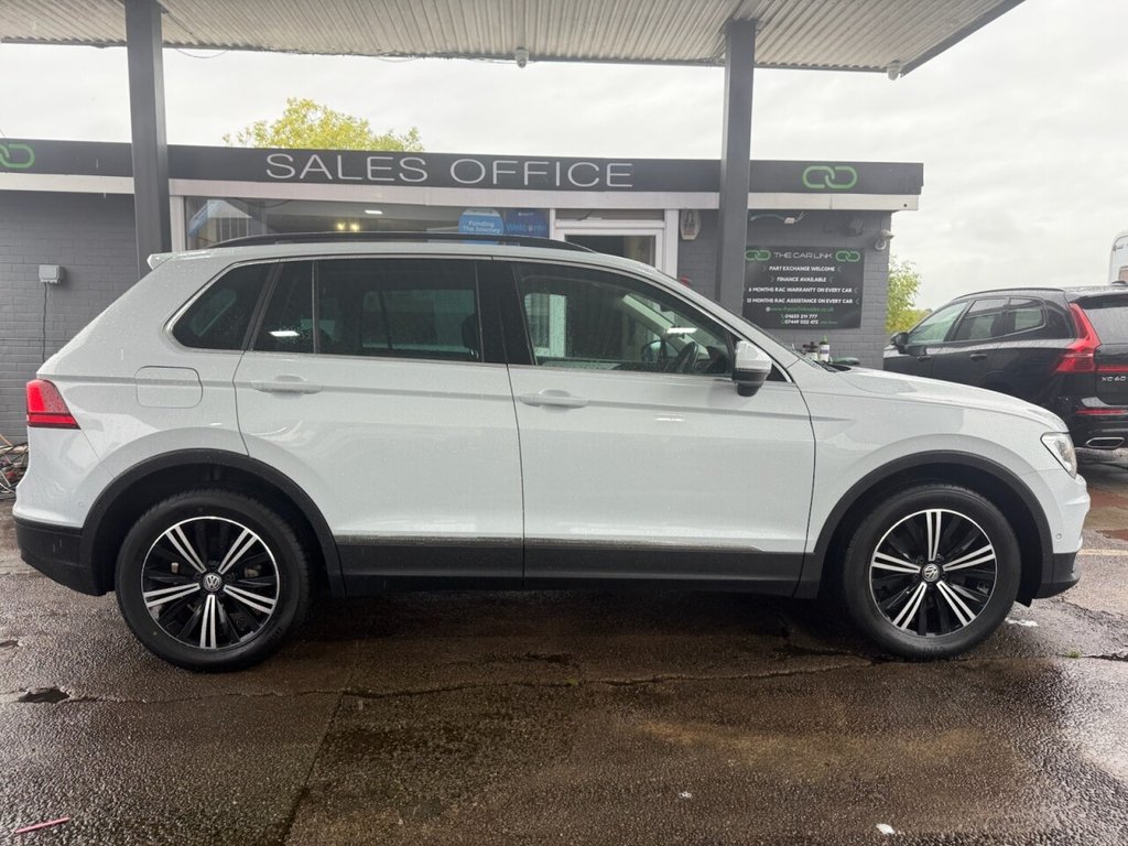 Used Volkswagen Tiguan 2018 for sale - 76147436: Photo 10