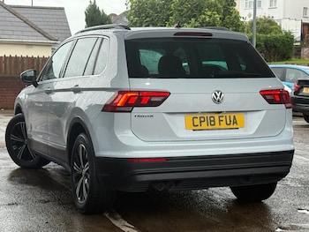 Used Volkswagen Tiguan 2018 for sale - 76147436: Photo 2