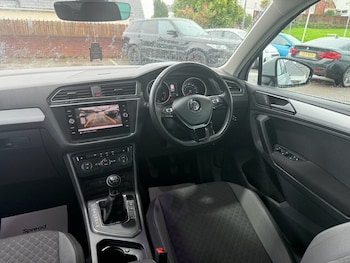 Used Volkswagen Tiguan 2018 for sale - 76147436: Photo 4