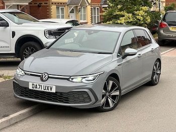 Volkswagen - Golf