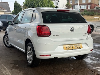 Used Volkswagen Polo 2017 for sale - 79494302: Photo