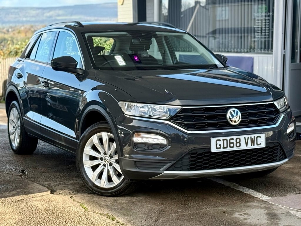 Used Volkswagen T-Roc 2019 for sale - 76792049: Photo 1