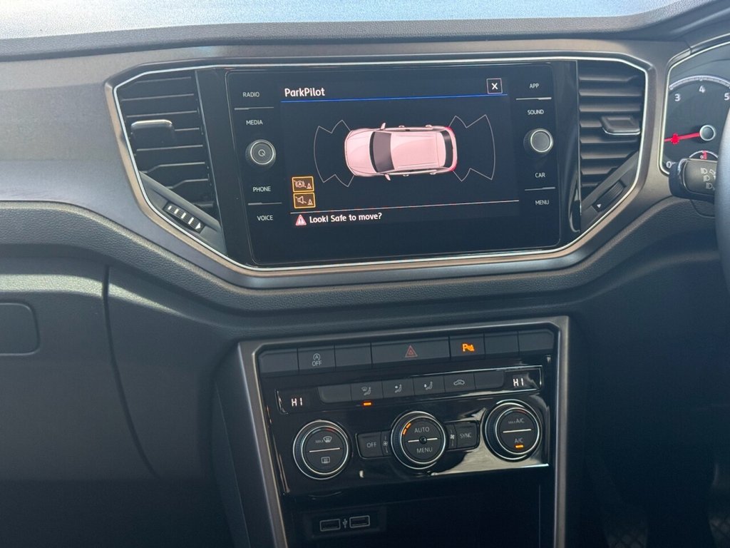 Used Volkswagen T-Roc 2019 for sale - 76792049: Photo 19