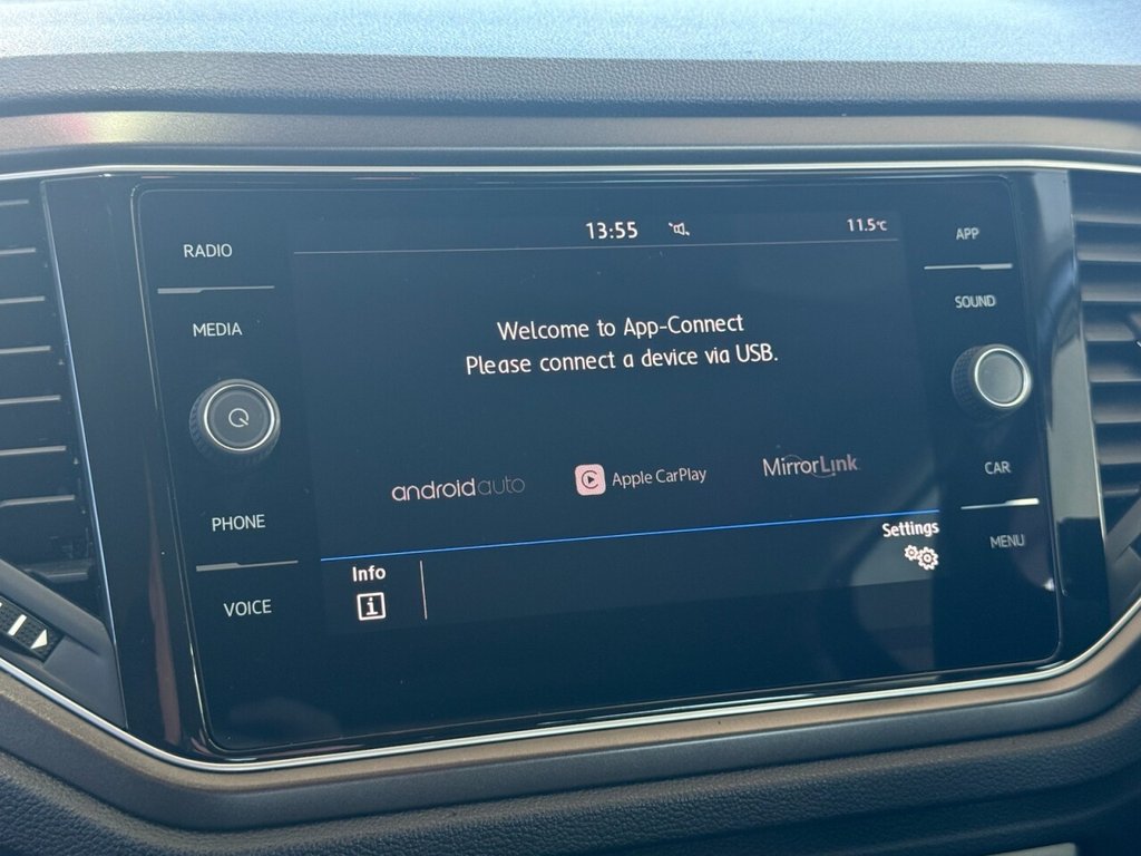 Used Volkswagen T-Roc 2019 for sale - 76792049: Photo 24