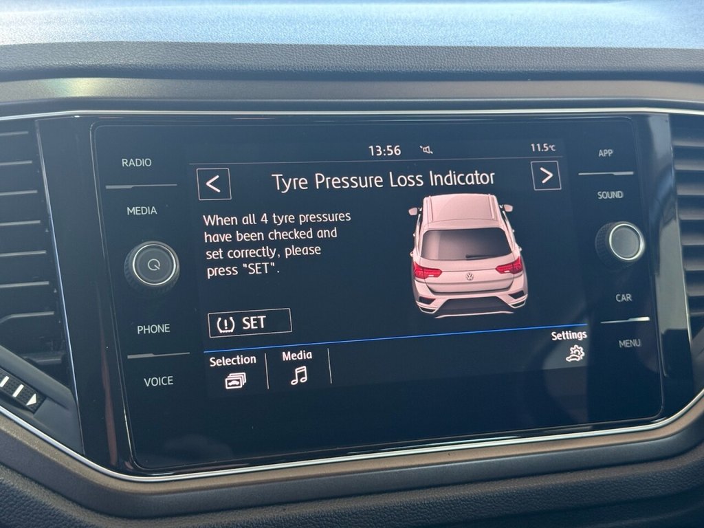 Used Volkswagen T-Roc 2019 for sale - 76792049: Photo 26