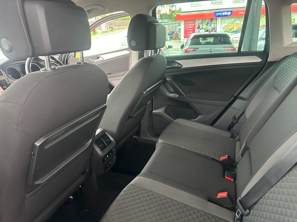 Used Volkswagen Tiguan 2018 for sale - 76323298: Photo 16