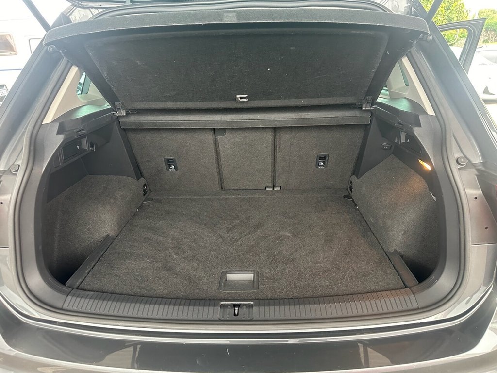 Used Volkswagen Tiguan 2018 for sale - 76323298: Photo 19