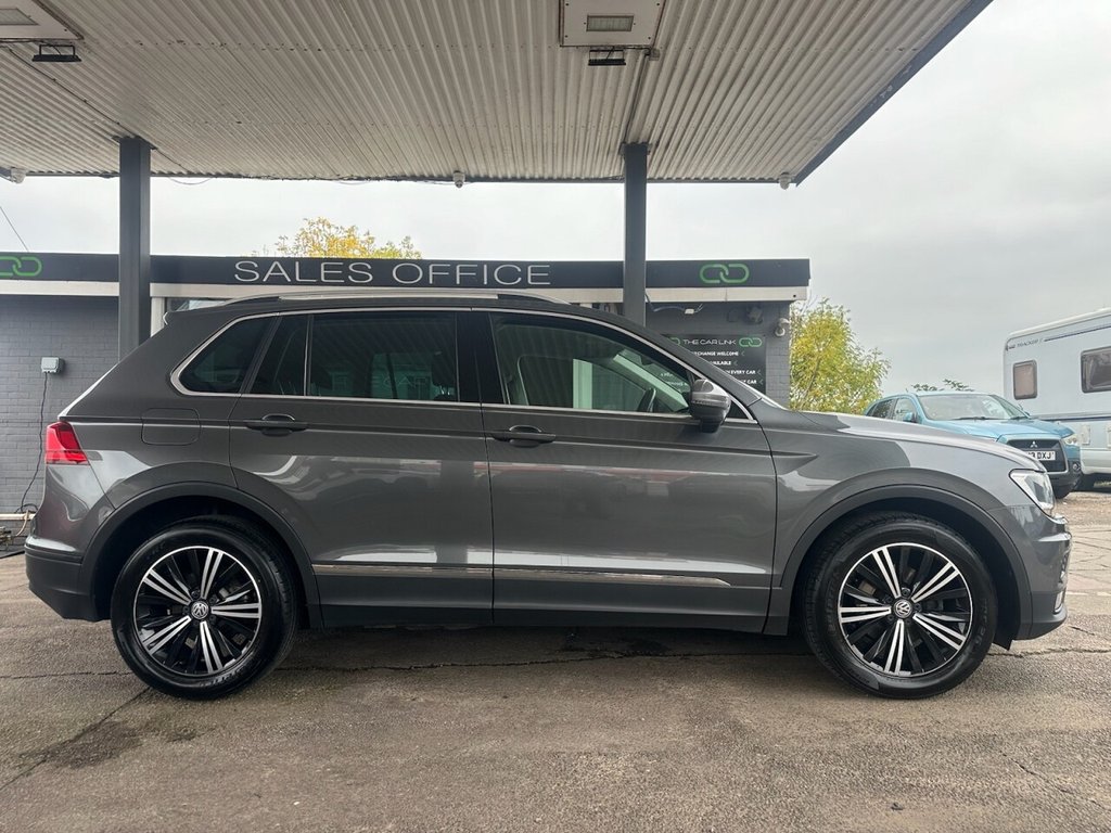 Used Volkswagen Tiguan 2018 for sale - 76323298: Photo 2