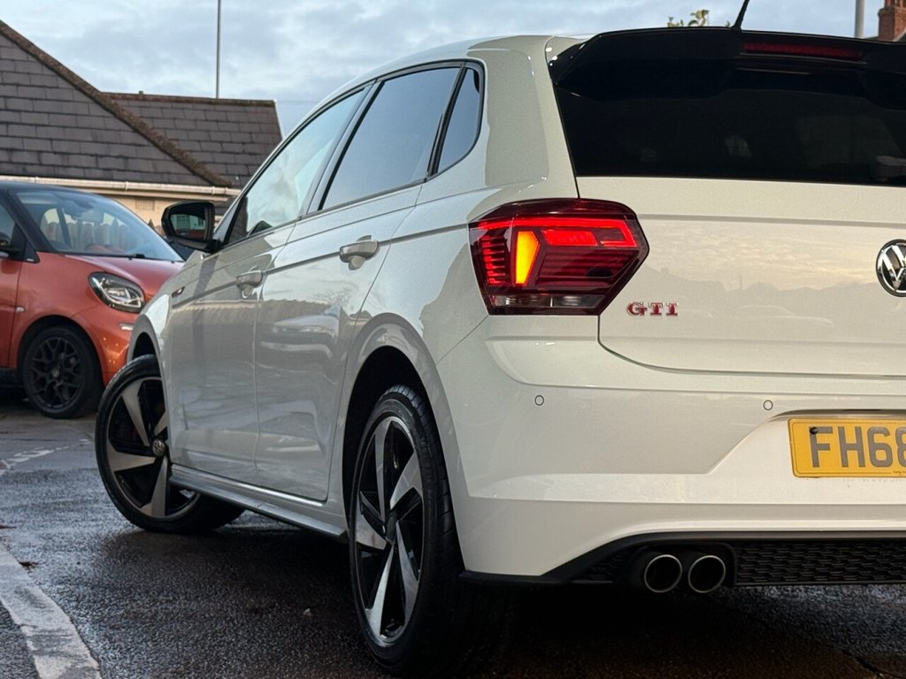 Used Volkswagen Polo 2019 for sale - 76740382: Photo 4