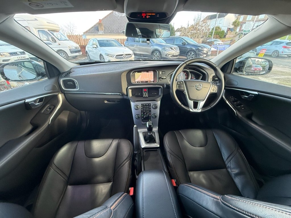 Used Volvo V40 2018 for sale - 77226724: Photo 3