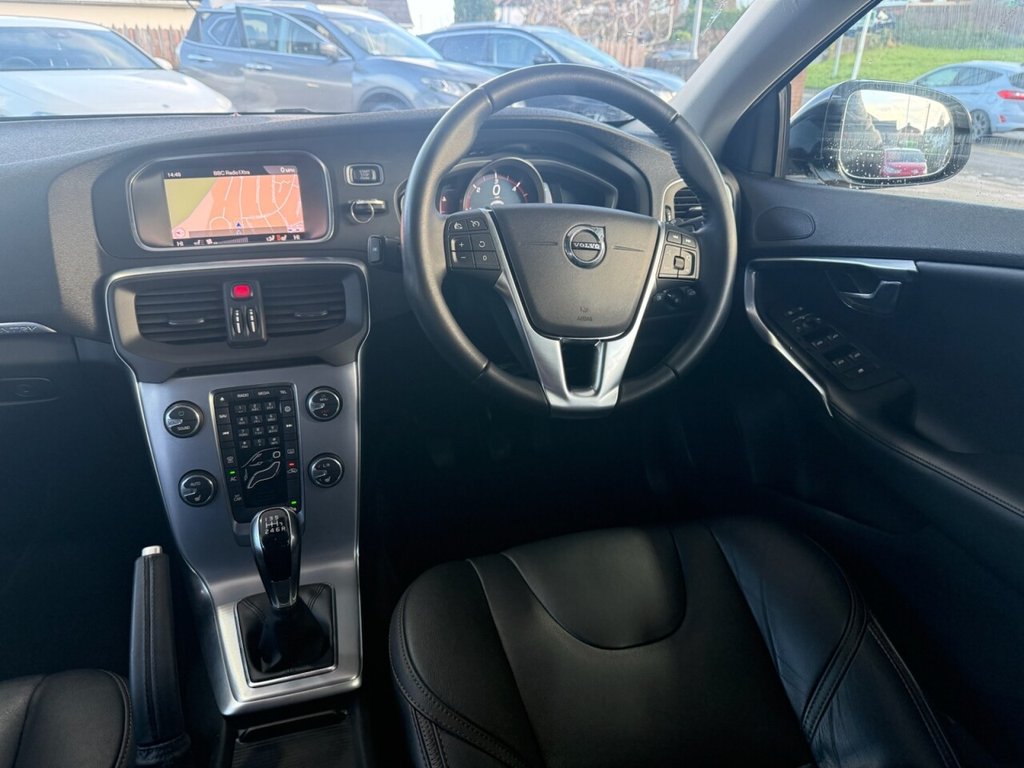 Used Volvo V40 2018 for sale - 77226724: Photo 4