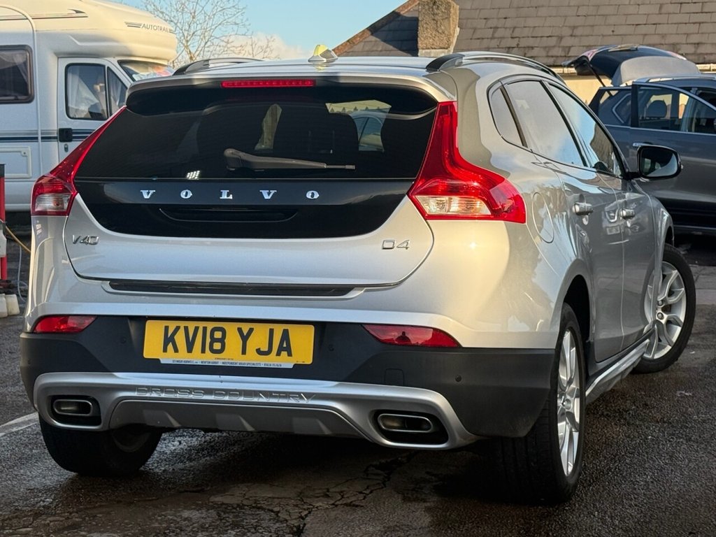 Used Volvo V40 2018 for sale - 77226724: Photo 7