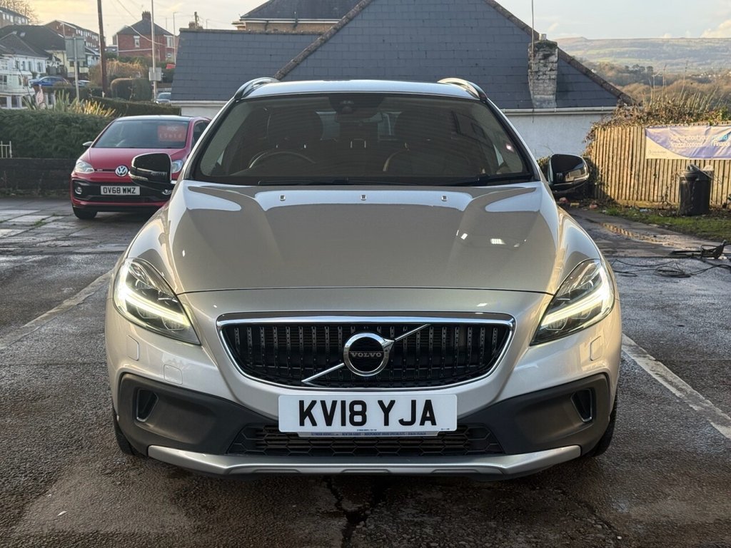 Used Volvo V40 2018 for sale - 77226724: Photo 8