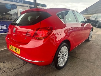 Used Vauxhall Astra 2015 for sale - 76291691: Photo