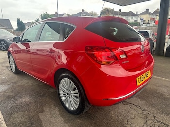 Used Vauxhall Astra 2015 for sale - 76291691: Photo