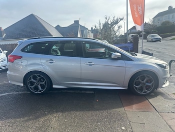 Used Ford Focus 2017 for sale - 77734033: Photo