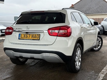 Used Mercedes-Benz 180 2017 for sale - 75528141: Photo